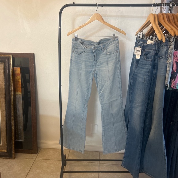 Denim - Picture 3 of 3